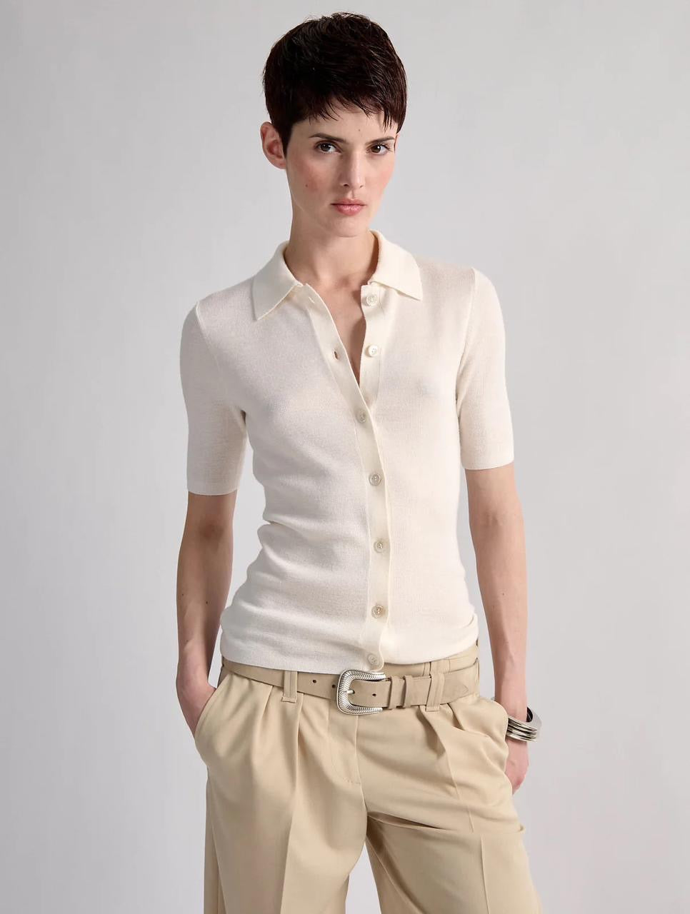 Pulle en maille blanc.