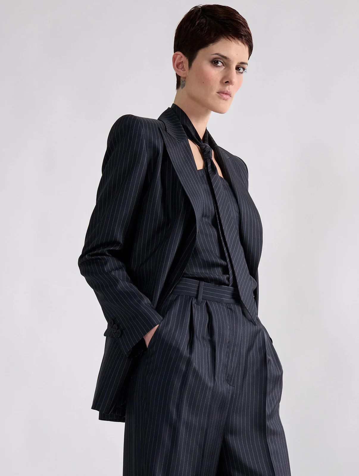Veste en twill de soie à rayures marine