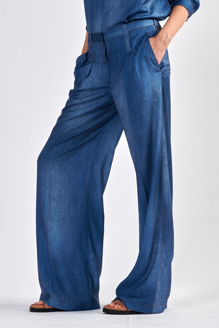 Pantalon fluide à pinces imprimé denim