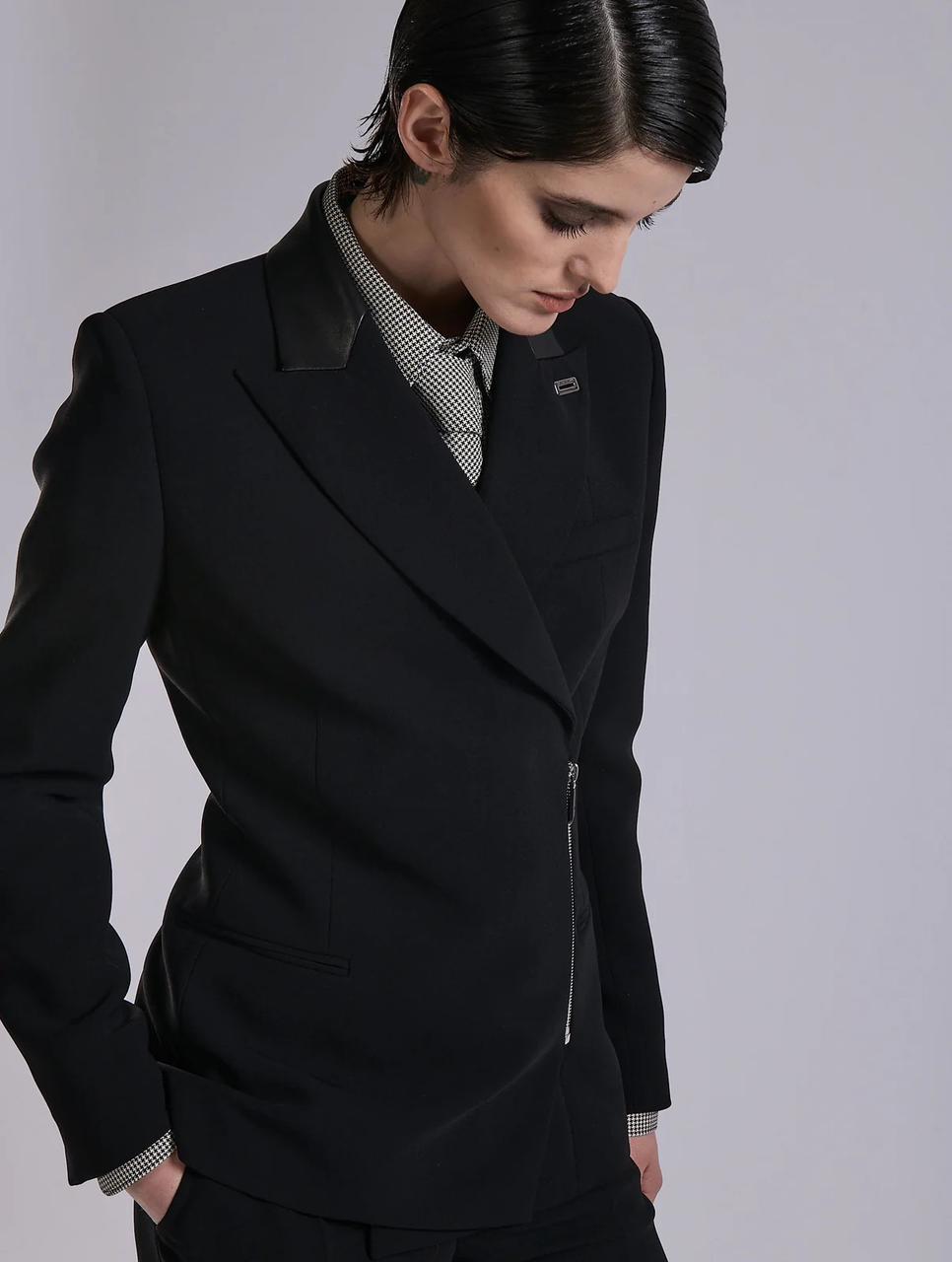 Veste zippée en crépe et cuir noir